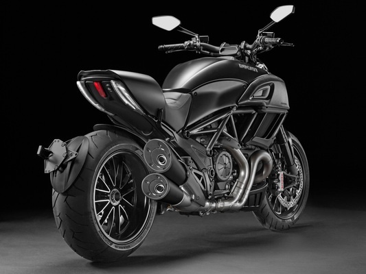 Фото мотоцикла Ducati Diavel